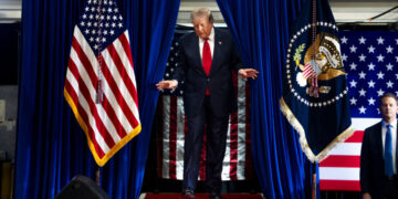 Sanctions Bill Would Give Trump Sweeping New Tariff Powers
