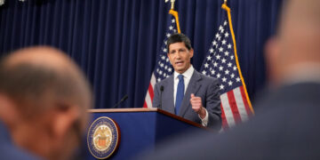 Government Borrowing Cost Hits Two-Decade High After Fed Rate Decision