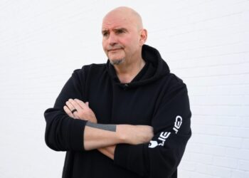 Sens. Fetterman (D) and McCormick (R) form rare bipartisan fundraising committee