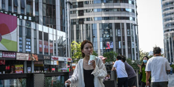 In China, sober-curious young people challenge a tradition of heavy drinking