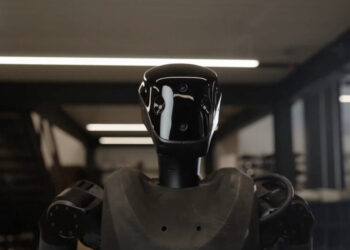 Silicon Valley is embracing armed robots. Washington is making room.