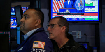 Warsh’s Performance Falls Flat With Markets as Fed Holds Rates Steady