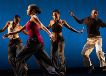 Review: Dancing to the Sounds of Philly Soul, but Muted