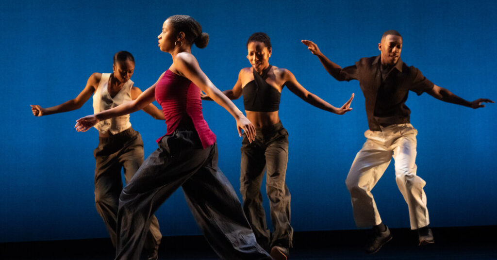 Review: Dancing to the Sounds of Philly Soul, but Muted
