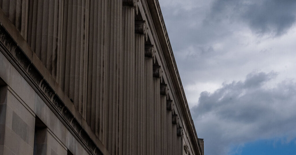 Justice Dept. Seeks to Use Secretive Court to Deport Mother of Convicted ISIS Supporter
