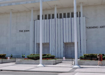 Kennedy Center Halts Free Public Tours After Five Decades of Service