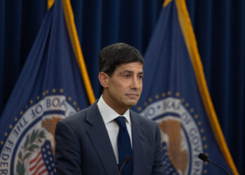 Warsh Considers Reducing Frequency of Fed Policy Meetings