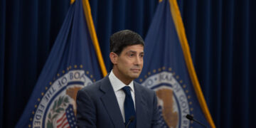 Warsh Considers Reducing Frequency of Fed Policy Meetings