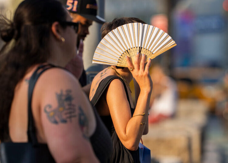 Blistering Heat Expected to Persist Into the Fourth of July