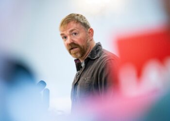 Maine Democrats don’t seem eager for a endorsement from Graham Platner