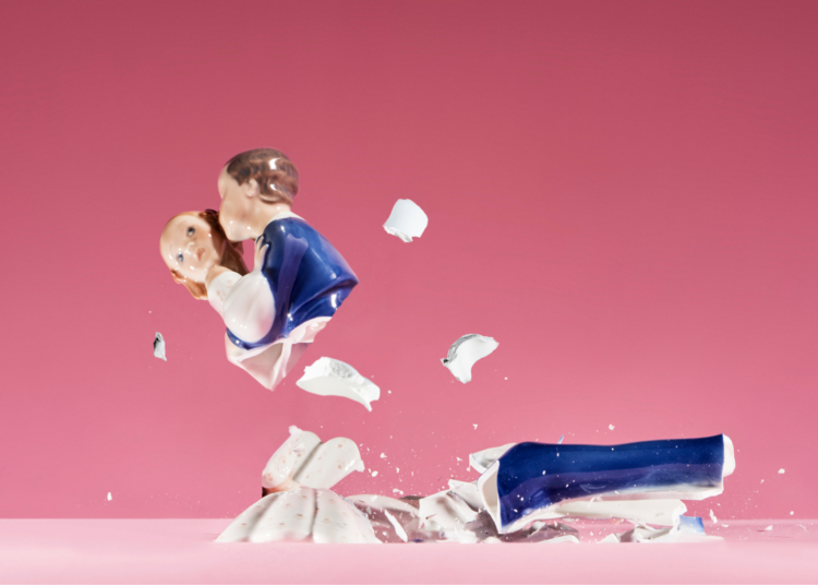 An Expert Gave Us 5 Signs Your Partner Loves What You Do for Them, Not You
