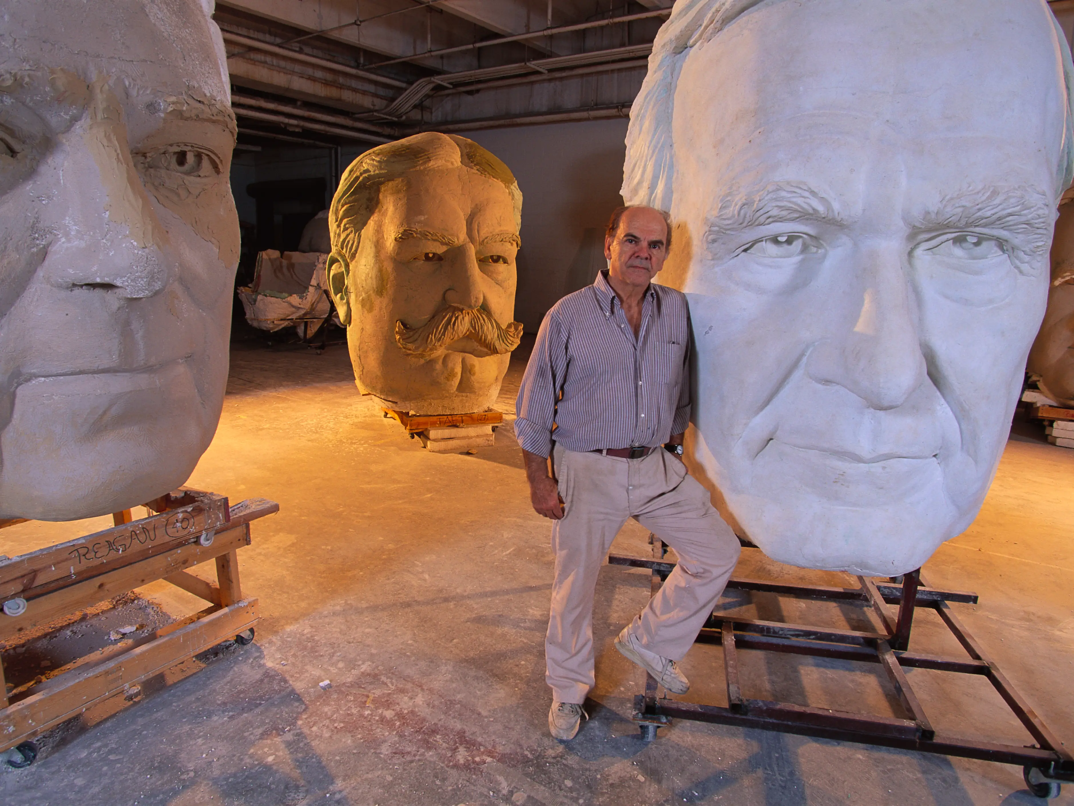 The busts were made by David Adickes, pictured here.