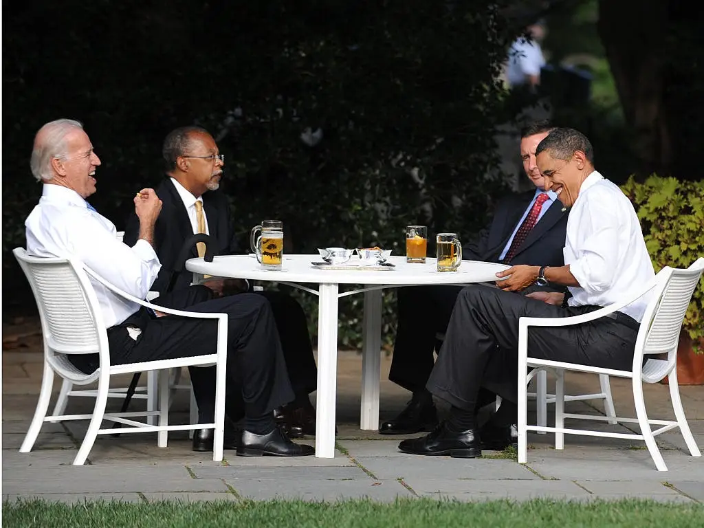 Barack Obama and Joe Biden meet in the White House Rose Garden.