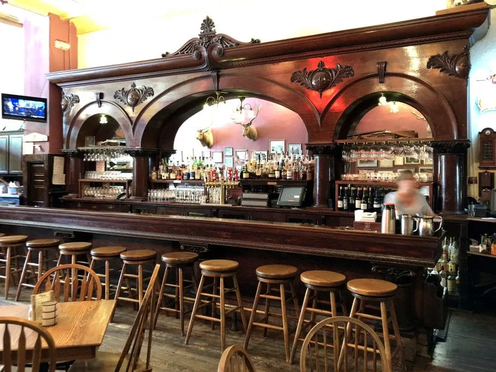 The Palace Restaurant and Saloon