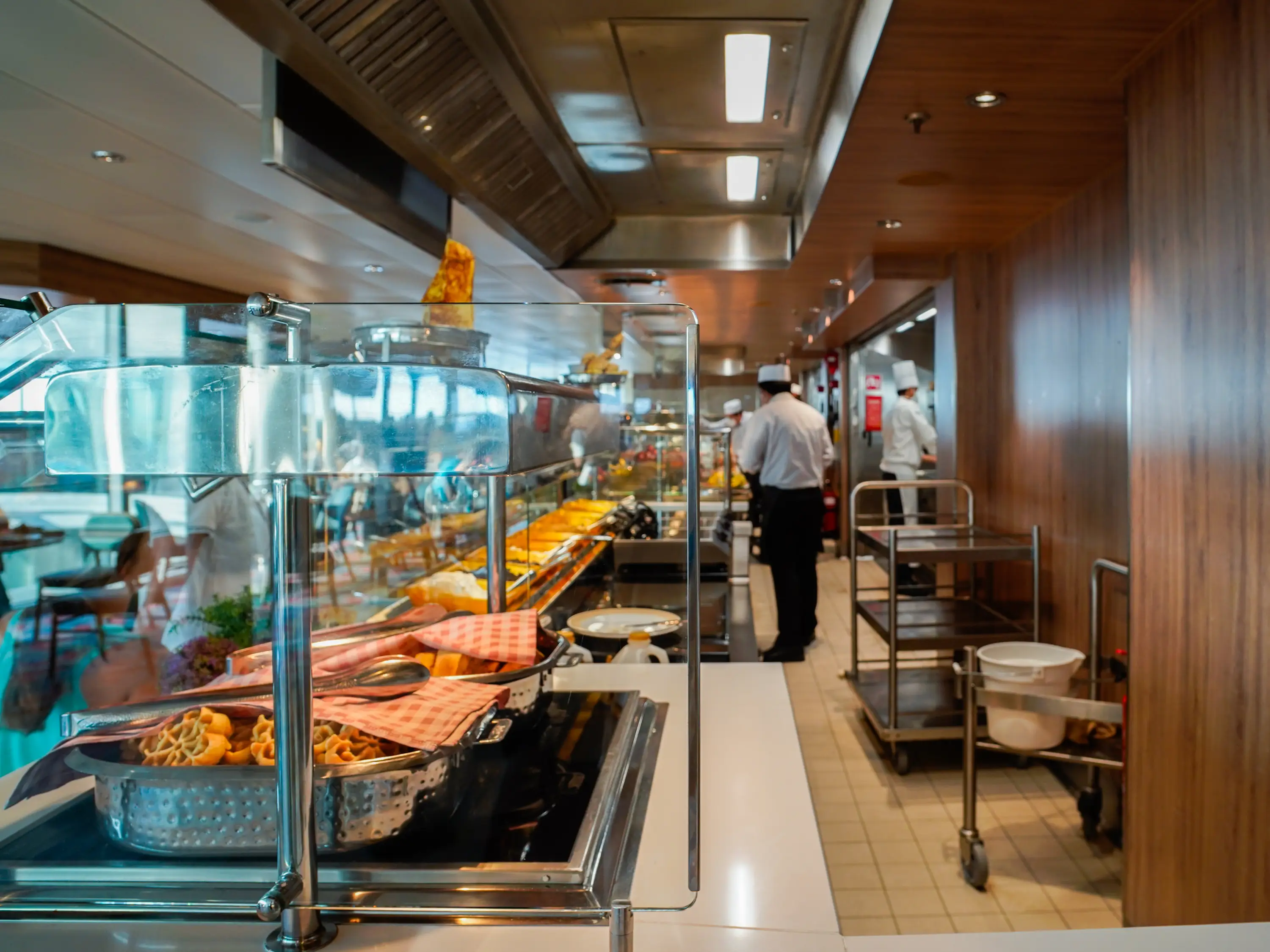 windjammer buffet on wonder of the seas.