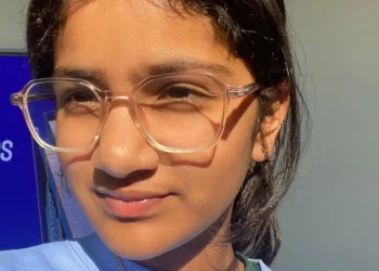 This 12-year-old founder created an AI-powered receptionist to help small businesses build clientele