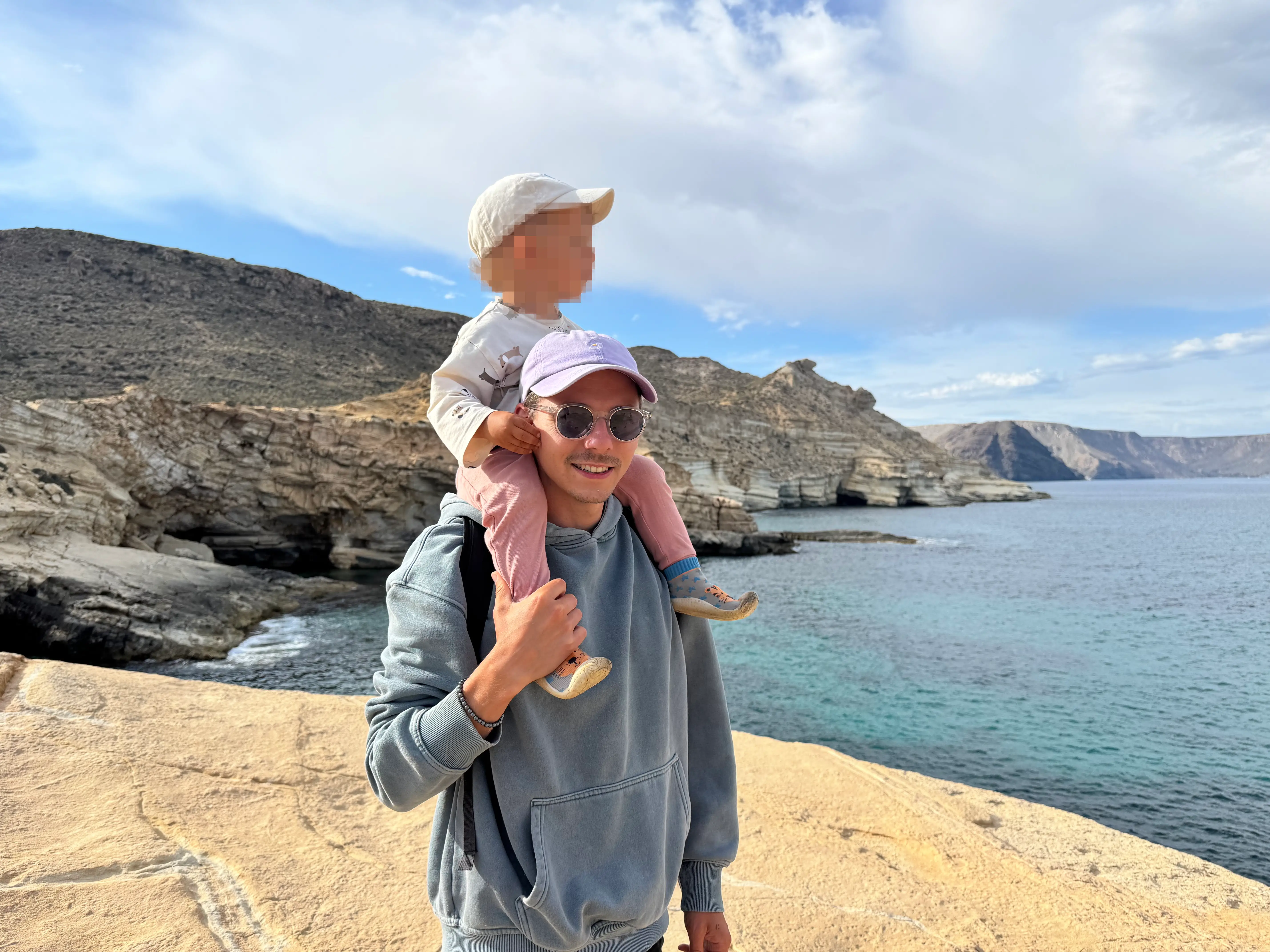 dad and child