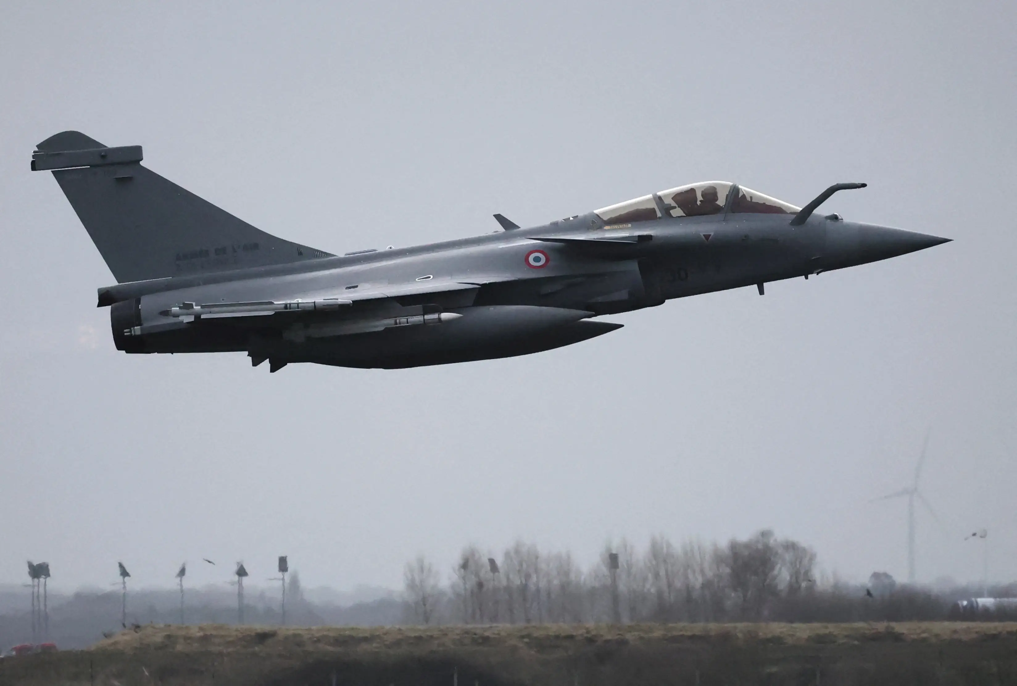 France has proposed deploying jets like the Dassault Rafale fighter, which is capable of carrying a nuclear-armed cruise missile, to allied countries.