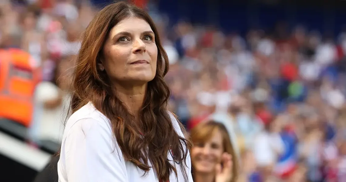 Soccer legend Mia Hamm has a 3-step longevity routine to stay strong and agile in her 50s