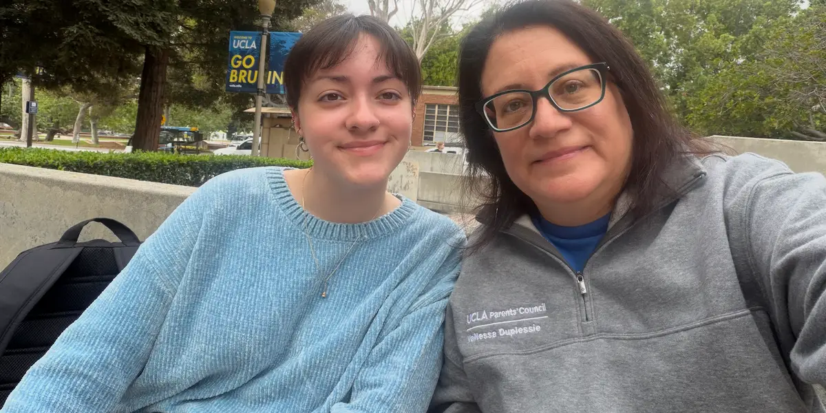 I just moved my daughter out of her freshman year college dorm. Here’s everything I wish I’d known ahead of her first year.