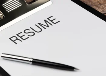 The simple résumé template a career expert recommends for the AI era