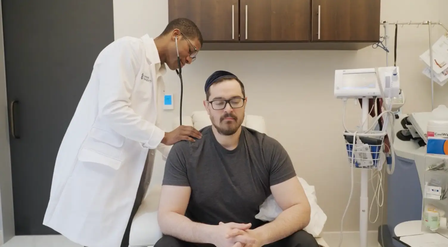Business Insider producer Daniel Allen at Human Longevity getting examined by Dr. Pearson.