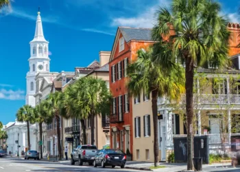 The oldest established town in every US state