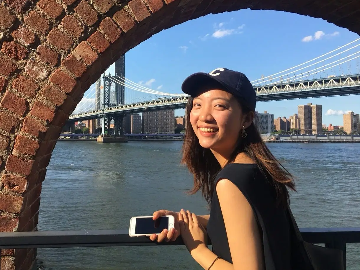 Vivienne Yang.