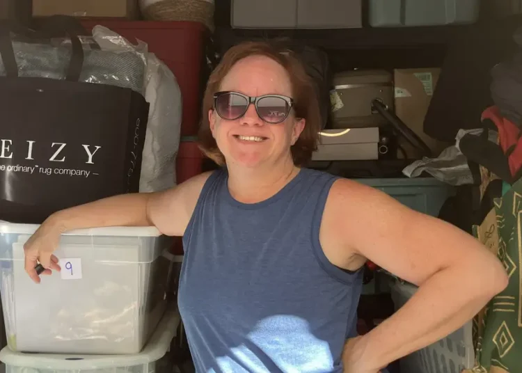 I went from a 3-bedroom Seattle townhouse to traveling the West Coast with 2 suitcases. My stuff doesn’t define me.