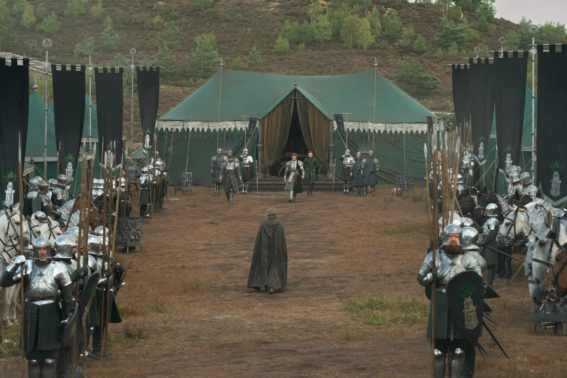 James Norton as Ormund Hightower and Benjamin Evan Ainsworth as the real Daeron Targaryen in the 