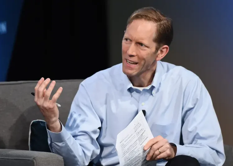 Henry Blodget says AI may write great novels someday. He still wanted to write this one himself.