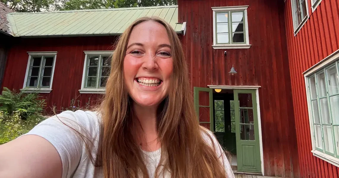 I joined 25 strangers for a weekend trip off the grid in a remote town. Stepping way out of my comfort zone paid off.