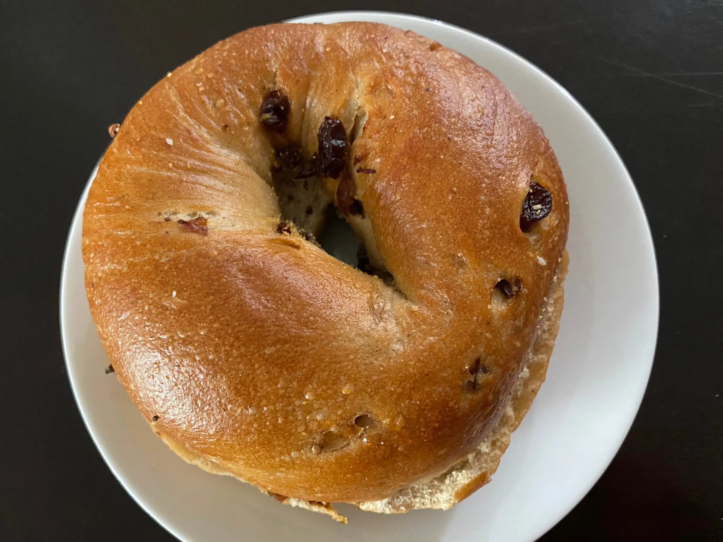 einsten bros cinnamon raisin bagel