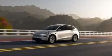 See inside Tesla’s new $62,000 six-seater Model Y L, which has been a huge hit in China and is now on sale in the US
