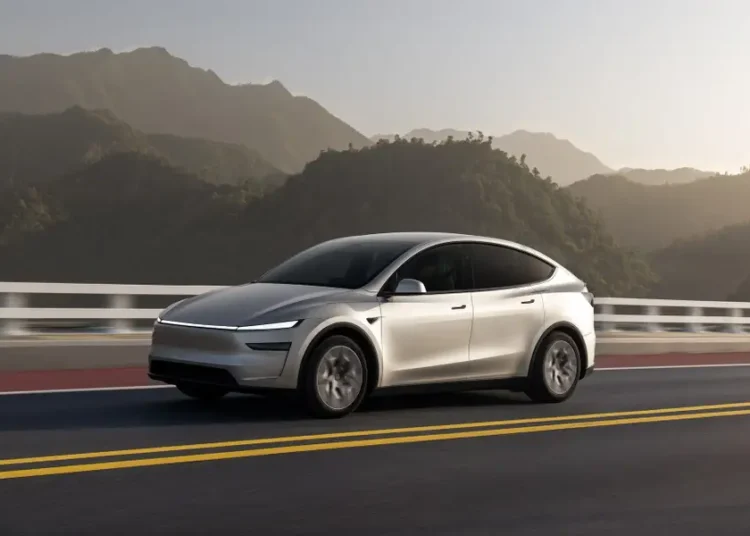 See inside Tesla’s new $62,000 six-seater Model Y L, which has been a huge hit in China and is now on sale in the US