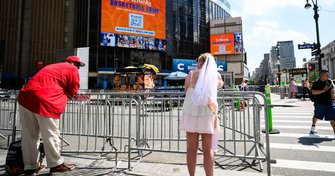 It’s a cruel summer heatwave: Taylor Swift and Travis Kelce wedding attracts small crowds as NYC temps spike