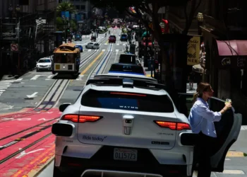 Waymo says some of its robotaxis ran out of power during San Francisco’s July 4 gridlock and had to be towed