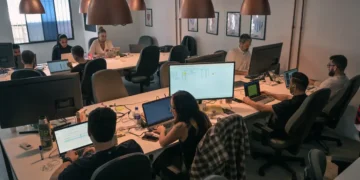 Sierra cofounder says some of his best employees are AI-savvy 22-year-olds
