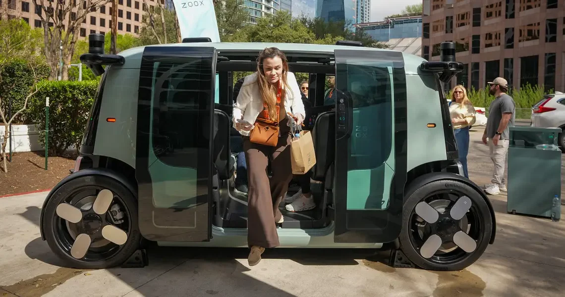 One robotaxi player has grown its share of users so far in 2026 — and it’s not Waymo