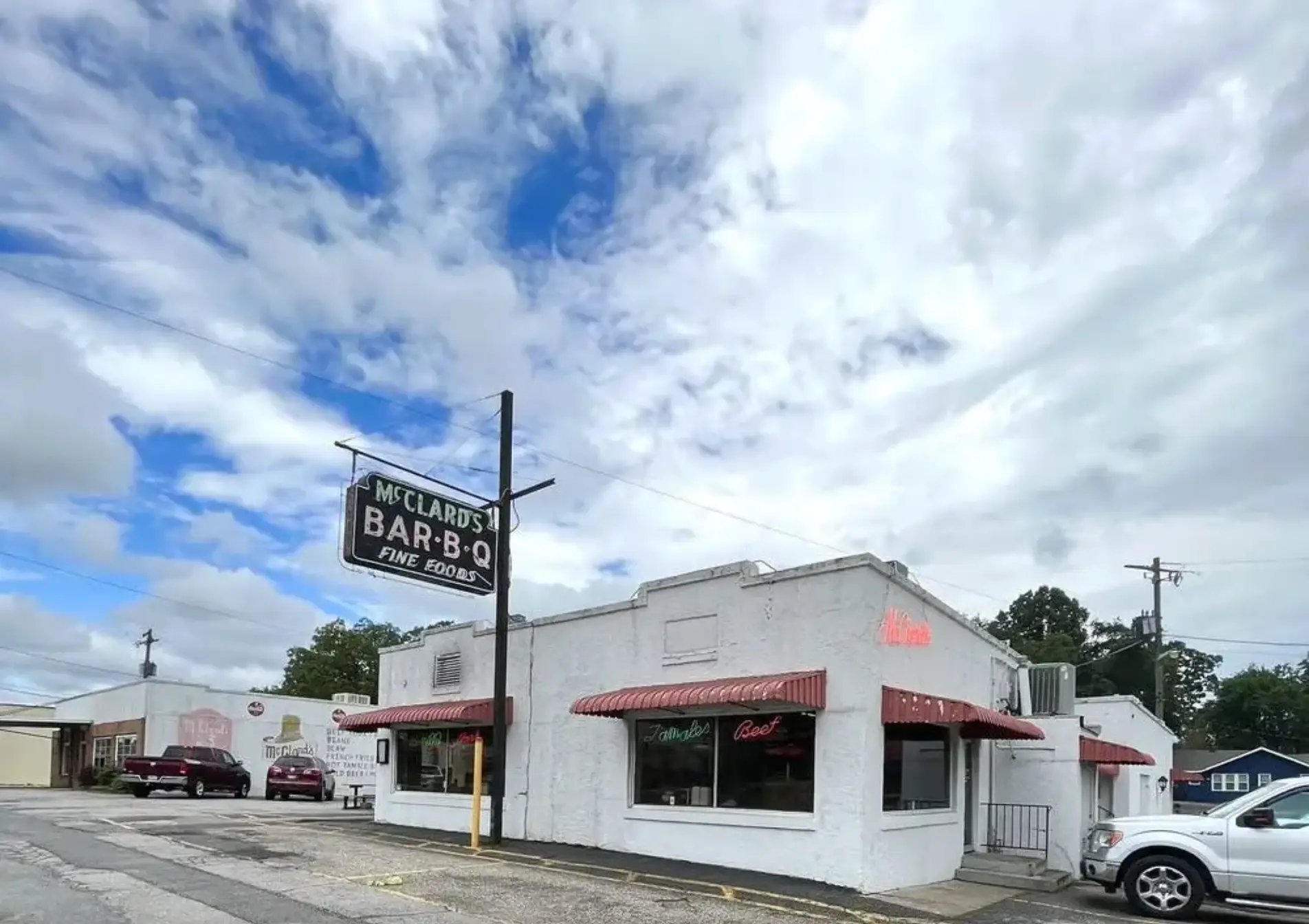 McClard's Bar-B-Q is famous for serving Bill Clinton and its top-secret sauce recipe.