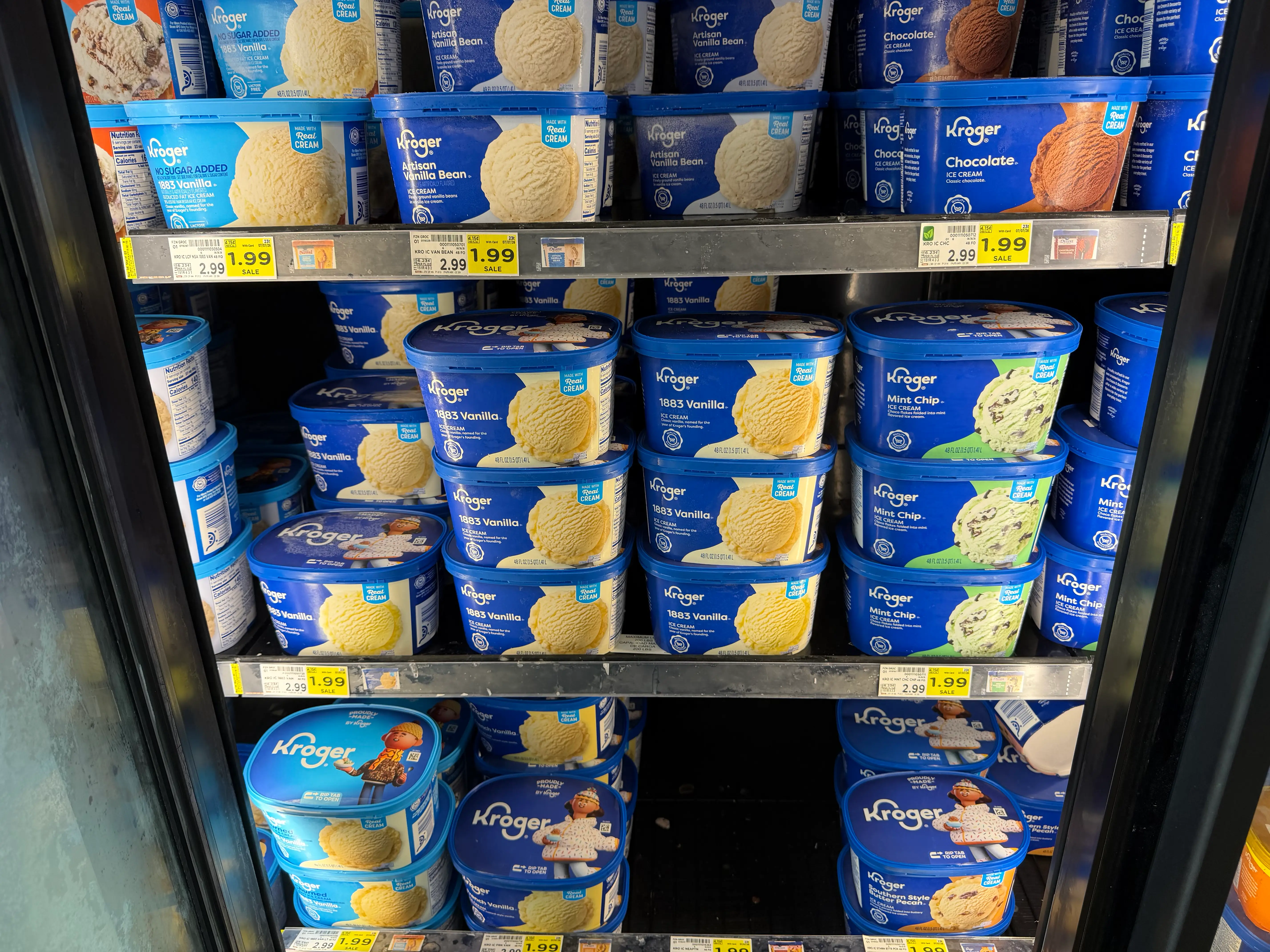 48-ounce tubs of Kroger ice cream