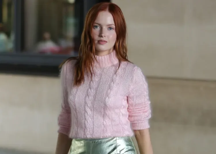 Actor Ellie Bamber needed to become Kate Moss on-screen. Her trainer helped her do it without starvation.