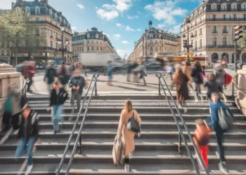A neurologist says ‘super movers’ have younger brains — here’s how to reap the benefits yourself