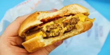 I ranked 13 fast-food double cheeseburgers. The best was a regional favorite.