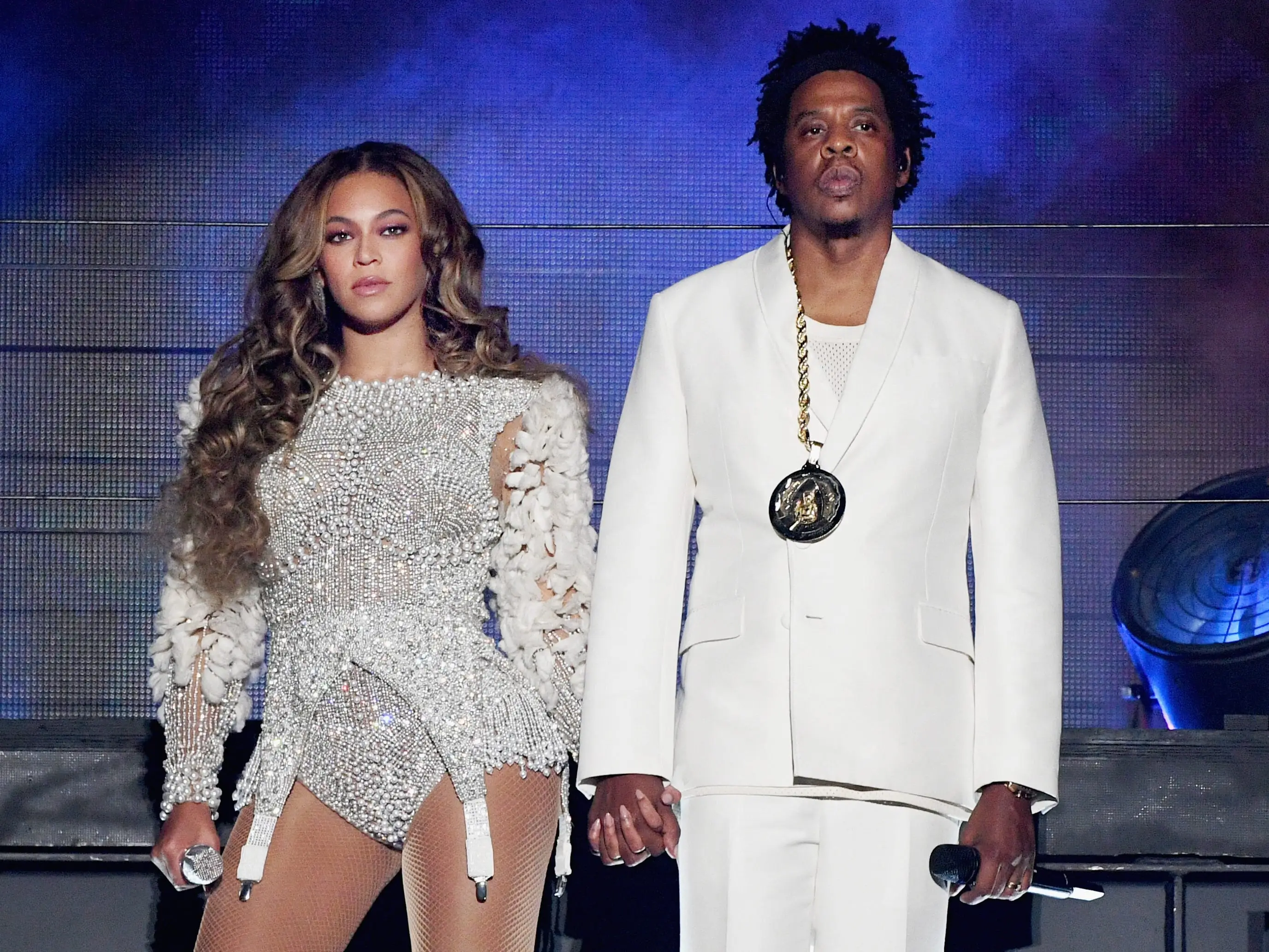 Beyonce (L) and JAY-Z perform onstage during the 'On The Run II' Tour at Rose Bowl on September 22, 2018 i