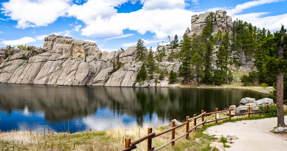 I’ve traveled around all 50 states. Here are 10 of the best state parks I’ve ever visited in the US.