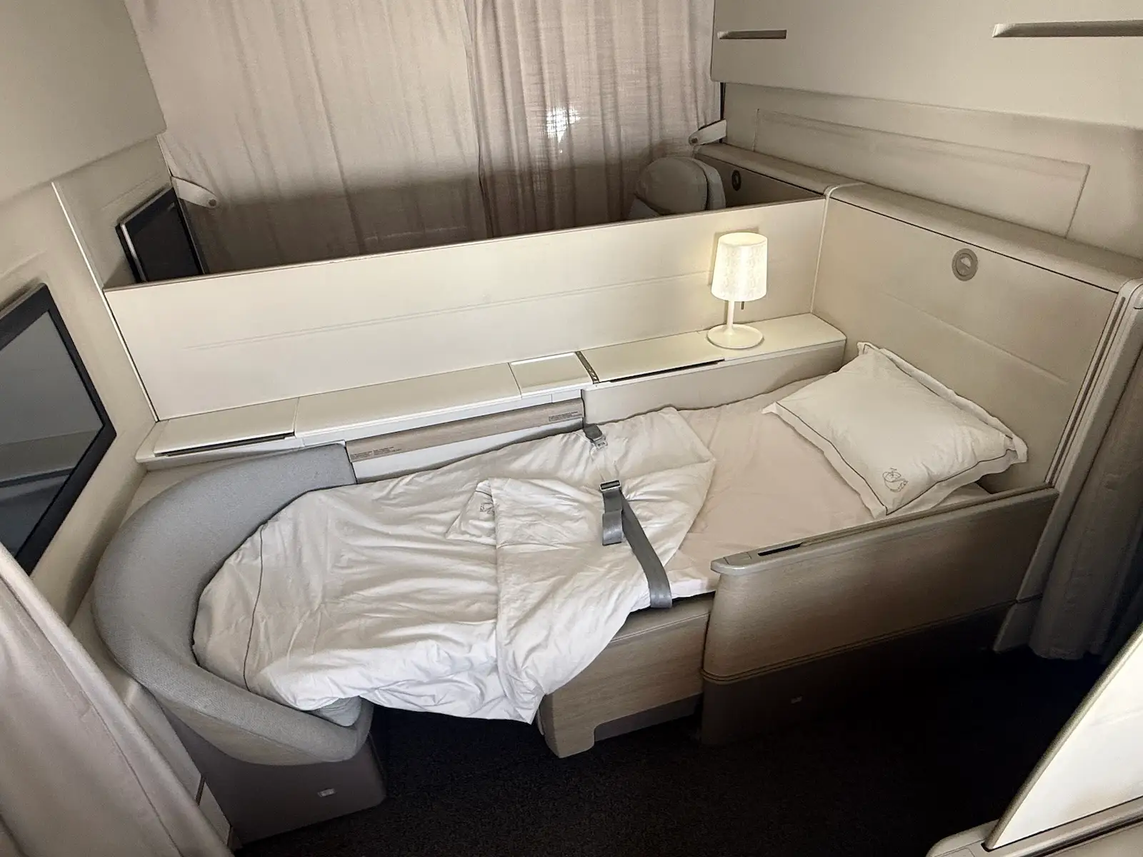 La Prèmiere bed on Air France flight