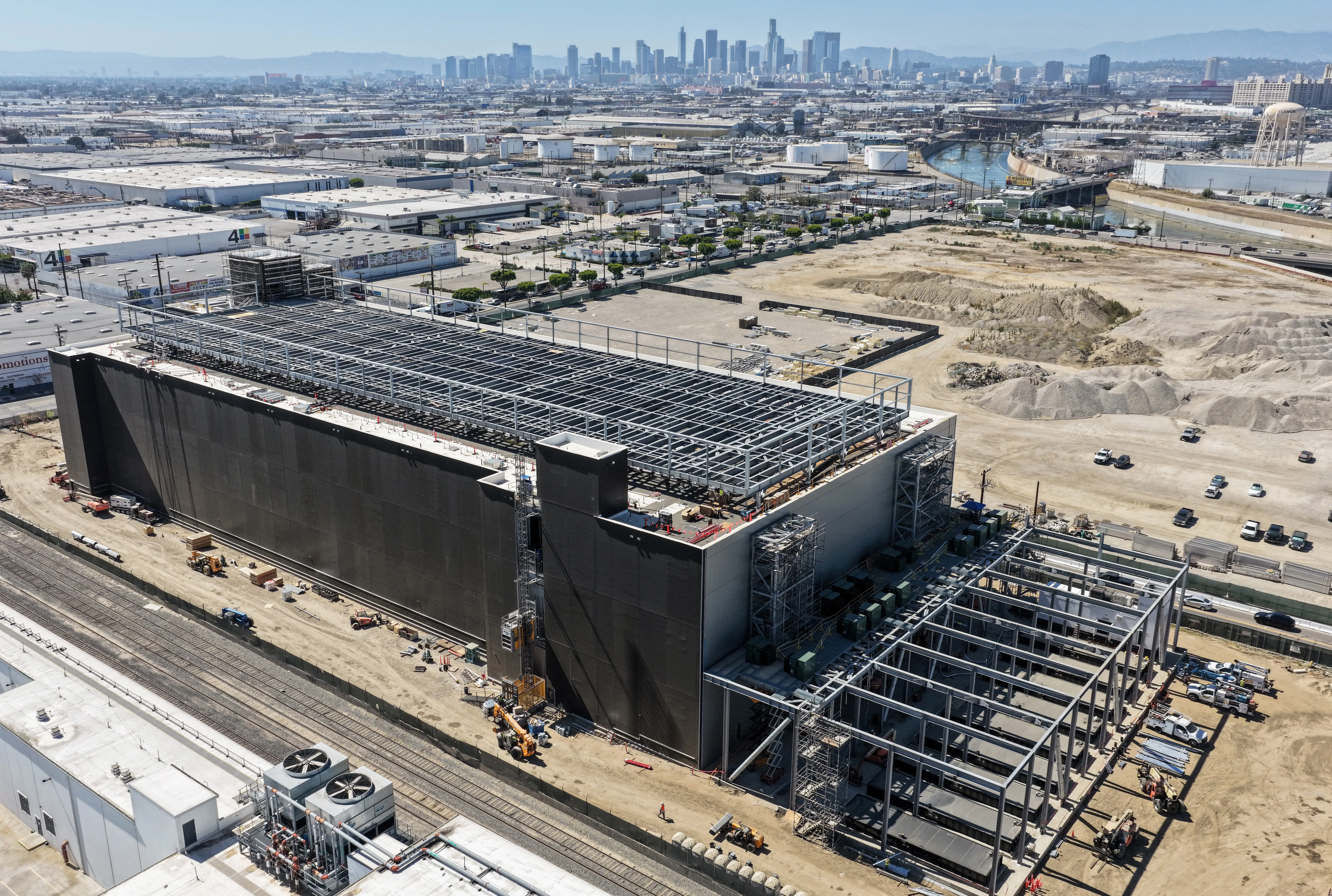 Data Center under construction.