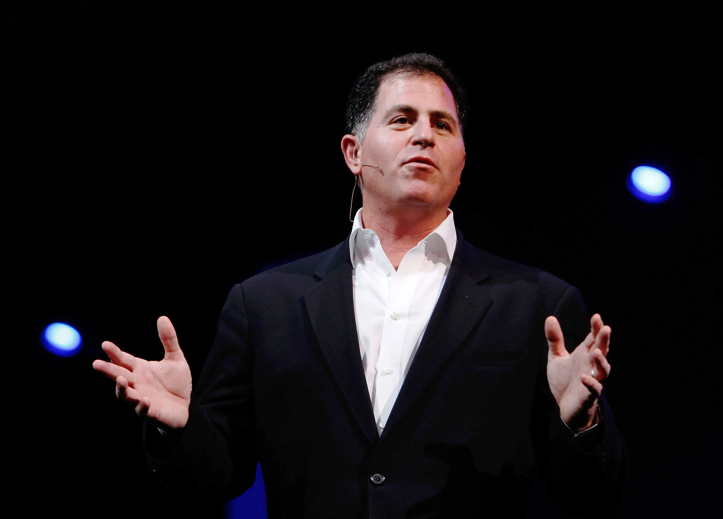 Dell CEO Michael Dell delivers a keynote address at the 2007 Oracle Open World conference November 14, 2007 in San Francisco, California. Oracle Open World runs through November 15.