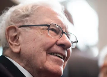 Warren Buffett says he’ll donate his entire Berkshire fortune ‘one way or another’ by 2034